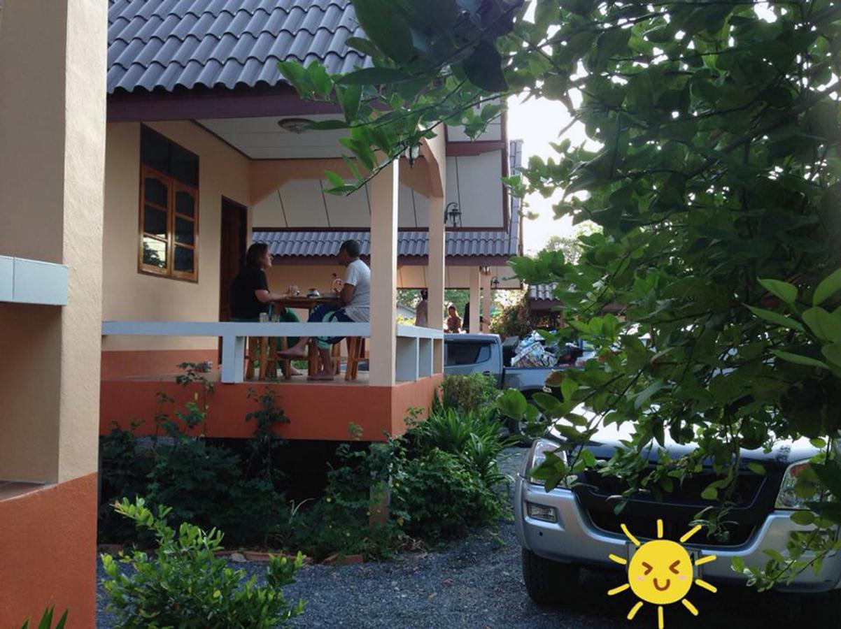 Chuanchom Resort パッタルン エクステリア 写真